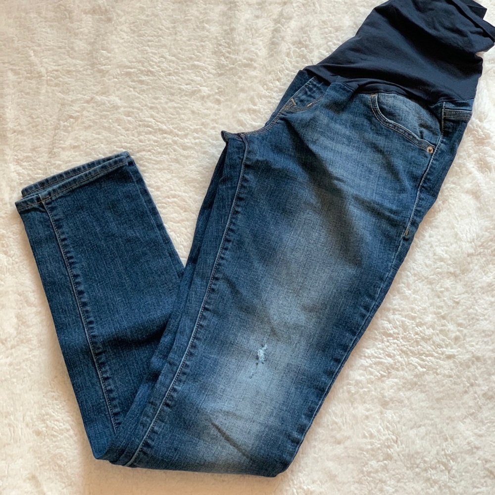Maternity skinny jeans
